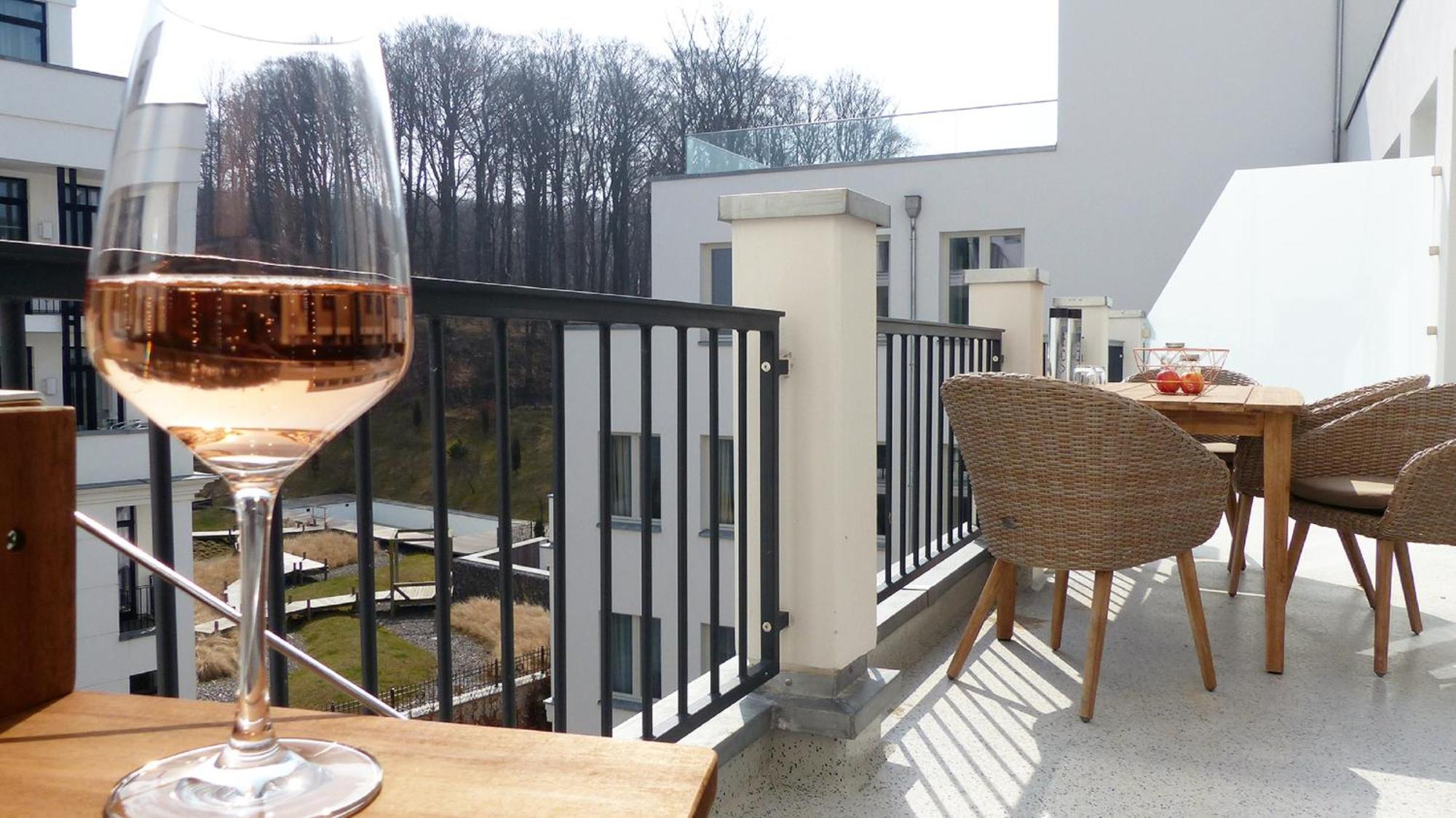 Pool Und Sauna Mit Meerblick, Direkt An Der Seebruecke - First Sellin Fewo 3 8 Екстер'єр фото